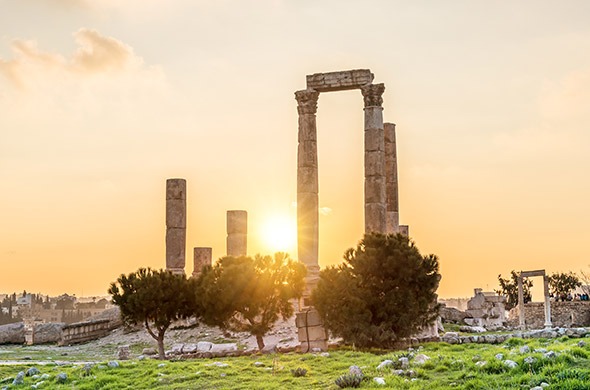 Discover Amman: The Heart of Jordan